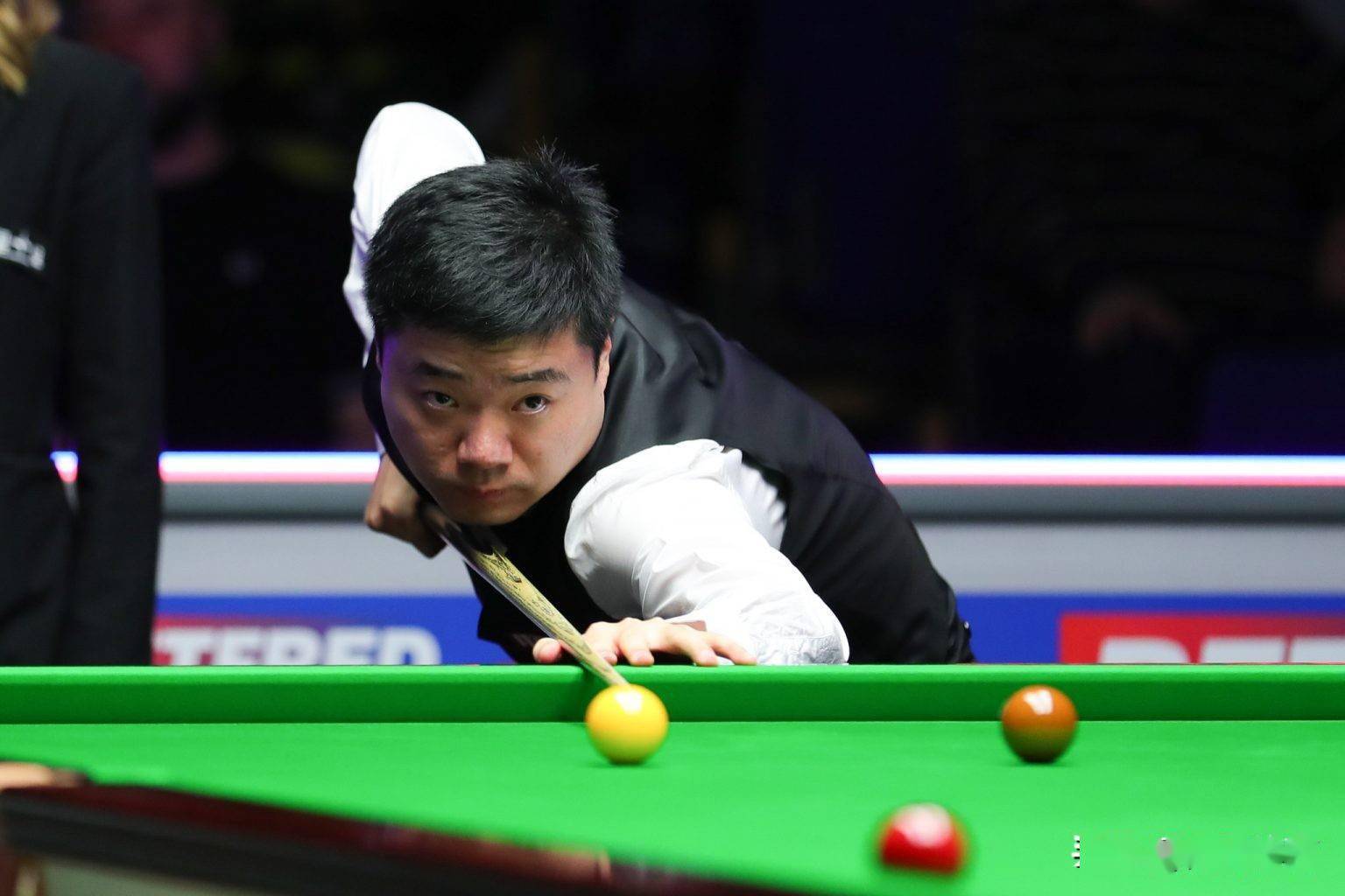 隐藏于表象 隐藏于表象