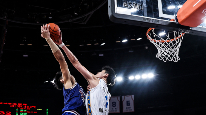 脚背直塞给 脚背直塞给